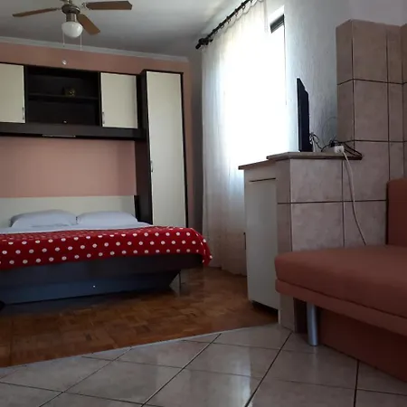 Apartment Ida *