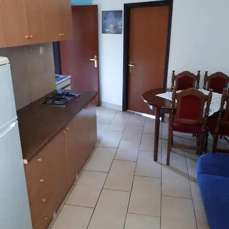 Ida Apartment